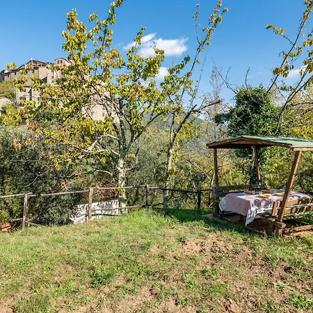 Il Colletto Romantic Stonehouse * Pescia
