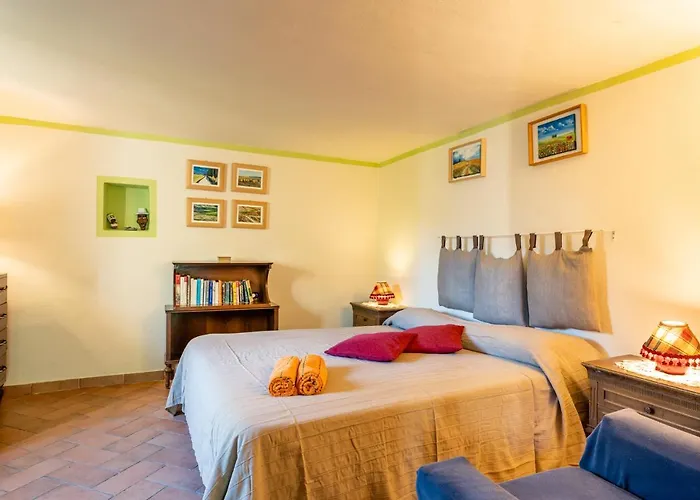 Il Colletto Romantic Stonehouse * פשיה